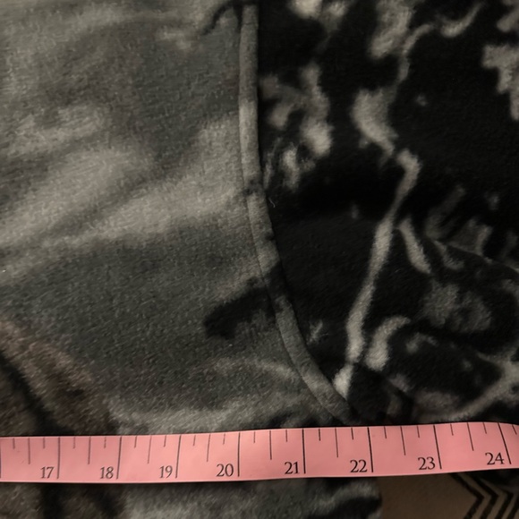 Wild Kind Wolf Jacket - Picture 5 of 6